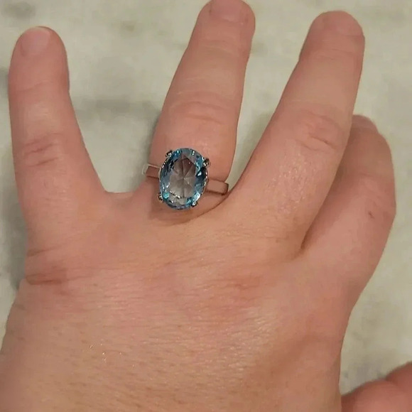 Engagement wedding new ring - Picture 4 of 6